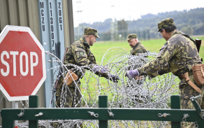 cviceni-hradba-2021-budovani-mista-strezeni.jpg