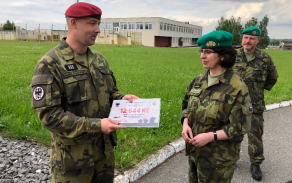 predavani_seku_do_vojenskeho_fondu_solidarity_od_42._mechanizovaneho_praporu_2.jpg