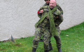 rtm._havlicek_pri_vycviku_zneskodnuje_utocnika.jpg